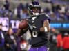 Ravens QB Lamar Jackson deixou o jogo dos Patriots com uma concussão
