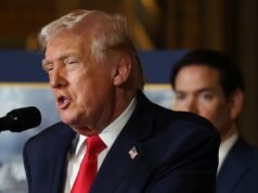 Trump viajou no jato particular de Epstein ‘muito mais vezes’, revelam arquivos