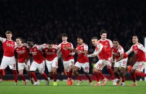 O Arsenal venceu o Crystal Palace na maratona de pênaltis e chegou às semifinais da Copa Carabao