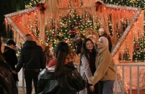 As decorações de Natal – e os turistas – voltam a Belém para um impulso muito necessário à economia