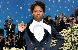 Popular dramaturgo americano preso por contrabando de drogas no Japão