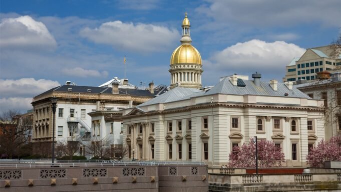 New-Jersey-Capitol-Building-iStock.jpg