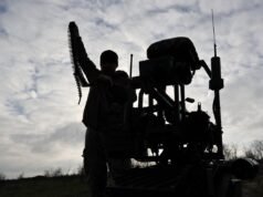 Uma pessoa foi morta em um ataque russo enquanto autoridades dos EUA e da Ucrânia encerravam o terceiro dia de negociações diplomáticas