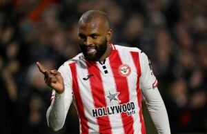 Clubes da Premier League estão trocando hambúrgueres de carne bovina por carne de veado selvagem