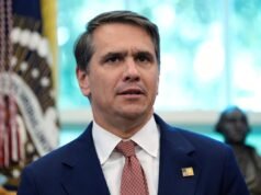 Vice-procurador-geral diz que é ‘ridículo’ DOJ retirará fotos dos arquivos de Epstein por causa de Trump