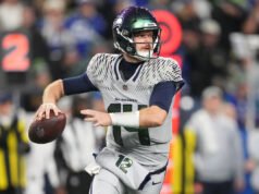 Melhores captadores de transferência de isenção de QB do Fantasy Football para a semana 17