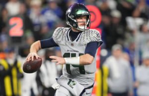 Melhores captadores de transferência de isenção de QB do Fantasy Football para a semana 17