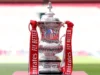 Na FA Cup, o Spurs recebe o Villa no Holders Palace, no Macclesfield, da sexta divisão.