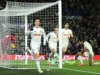 Leeds empata em 3 a 3 com o Liverpool, Tanaka vai para o gol