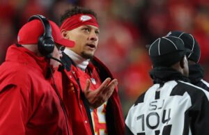 Com a derrota para os Texans, a seqüência de vitórias consecutivas do título AFC West do Chiefs terminou em nove