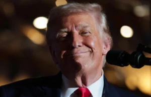 O presidente Trump diz que passou no terceiro teste de função cognitiva que fez recentemente