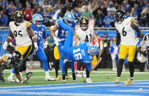 As esperanças dos playoffs do Lions sofrem um grande golpe, já que a derrota de retorno contra o Steelers fica aquém