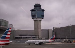 FAA investiga companhias aéreas por cortes de voos e ameaça multa de US$ 75 mil