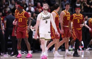 Pesquisa AP de basquete masculino: Arizona sobe para o primeiro lugar após a vitória histórica do estado de Iowa sobre Purdue