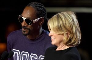 A apresentadora de TV norte-americana Martha Stewart juntou-se a Snoop Dogg como proprietária minoritária da Swansea