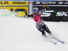 Robinson a caminho de sua segunda vitória consecutiva na Copa do Mundo GS. Shiffrin terminou em sexto.