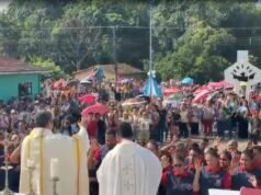 72º Sírio de Nazaré reúne 3 mil fiéis nas ruas de Bujarú, Pará