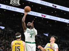 Jaylen Brown e Celtics enfrentam o Lakers na sexta-feira com LeBron James e Luka Doncic