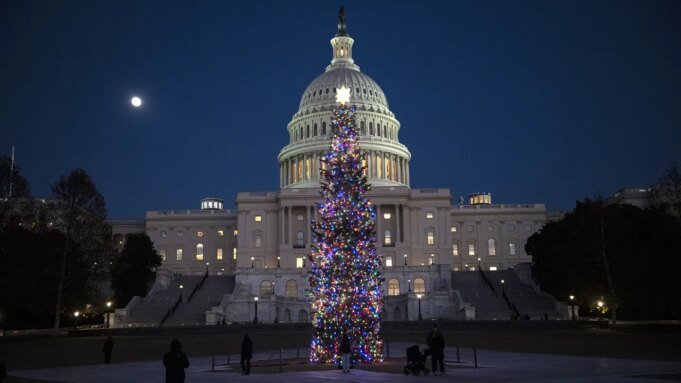 capitol-building-christmas-fox-news-002.jpg