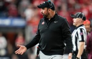 Ryan Day lembra ao futebol do estado de Ohio o que precisa fazer para se recuperar e se repetir como campeão