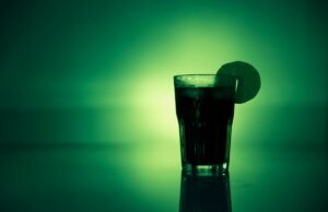 Eleve o seu bar doméstico com esses gadgets de mixologia