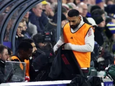 Mohamed Salah acusa de ‘jogar o Liverpool debaixo do ônibus’