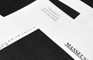 Departamento de Justiça sob pressão sobre arquivo de Epstein