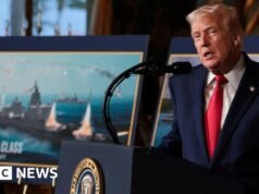 Trump diz que os EUA manterão ou venderão petróleo apreendido da Venezuela