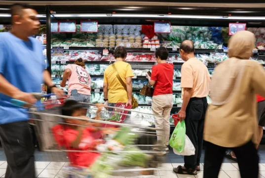 A taxa básica de inflação de Singapura permanece em 1,2% em novembro