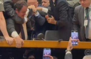 Confusão e Caos na Câmara – Edição #1617