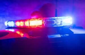 Prisioneiros fugitivos romperam as paredes da prisão