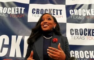 O pastor pró-reparações que disse que a América ‘nasceu da violência política’ quer a cadeira de Crockett na Câmara