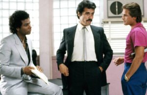 A série Miami Vice dos anos 80 sobrevive graças a um dos melhores filmes policiais de todos os tempos