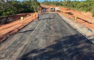 Trânsito na LMG-655 em Botumirim é liberado após obras