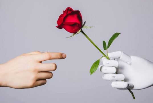 O CEO da Hinge deixa o cargo para lançar o aplicativo de namoro AI Overtone