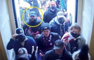 O réu Taylor Taranto, que foi perdoado em 6 de janeiro, enfrenta novos problemas legais em D.C.