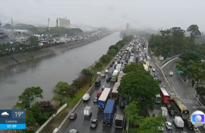 Nunes disse que não há motivo para empresas de ônibus adiarem dia 13 em SP