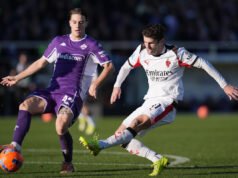 AC Milan amplia sequência de invencibilidade para 18 partidas com empate tardio sobre a Fiorentina, ameaçada de rebaixamento