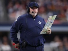 Os Steelers estão supostamente trabalhando na contratação de Mike McCarthy como o próximo treinador para substituir Mike Tomlin