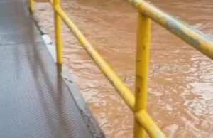 Vídeo: Fortes chuvas provocam alagamentos e transbordamento do rio Barra Mansa