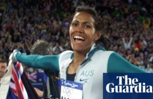 Cathy Freeman lidera as homenagens do Dia da Austrália com o primeiro aplicador de proibição de mídia social do mundo, dia da Austrália