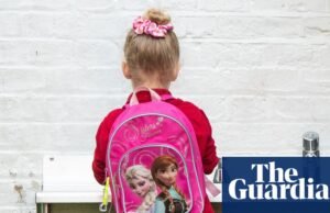 Uma em cada quatro crianças na Inglaterra começa a escola sem treinamento para usar o banheiro, dizem os professores Escola primária