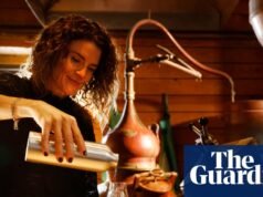 Uísque verde? Destilaria escocesa testa garrafas de alumínio ecológicas Escócia