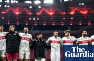 Super Stuttgart vence o Leverkusen com o atacante empatando na Bundesliga