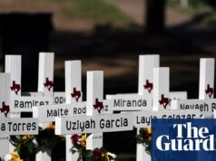 Ex-oficial de Uvalde absolvido da resposta da polícia ao tiroteio na Robb Elementary no Texas