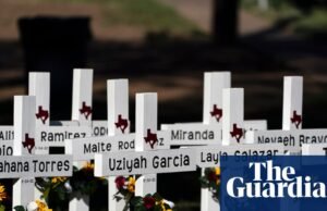 Ex-oficial de Uvalde absolvido da resposta da polícia ao tiroteio na Robb Elementary no Texas