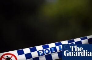 Três mortos após tiroteio na cidade de NSW, a polícia pede aos moradores que fiquem em casa, Nova Gales do Sul