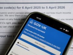 Um aumento no seguro nacional levou a uma rápida redução na dívida pública