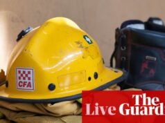 Australia News Live: Comunidade de Gellibrand avisada antes que seja tarde demais, à medida que os incêndios florestais em Otways aumentam; A pesquisa continua no remoto NSW. notícias da Austrália