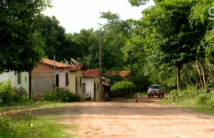 Após alta médica, o menino de 8 anos retornou ao Quilombo em Bacabaal e encontrou um novo lar; O primo ainda está desaparecido